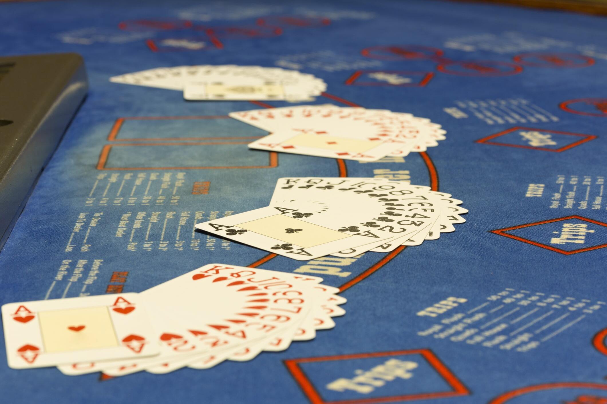Play live poker Play live poker