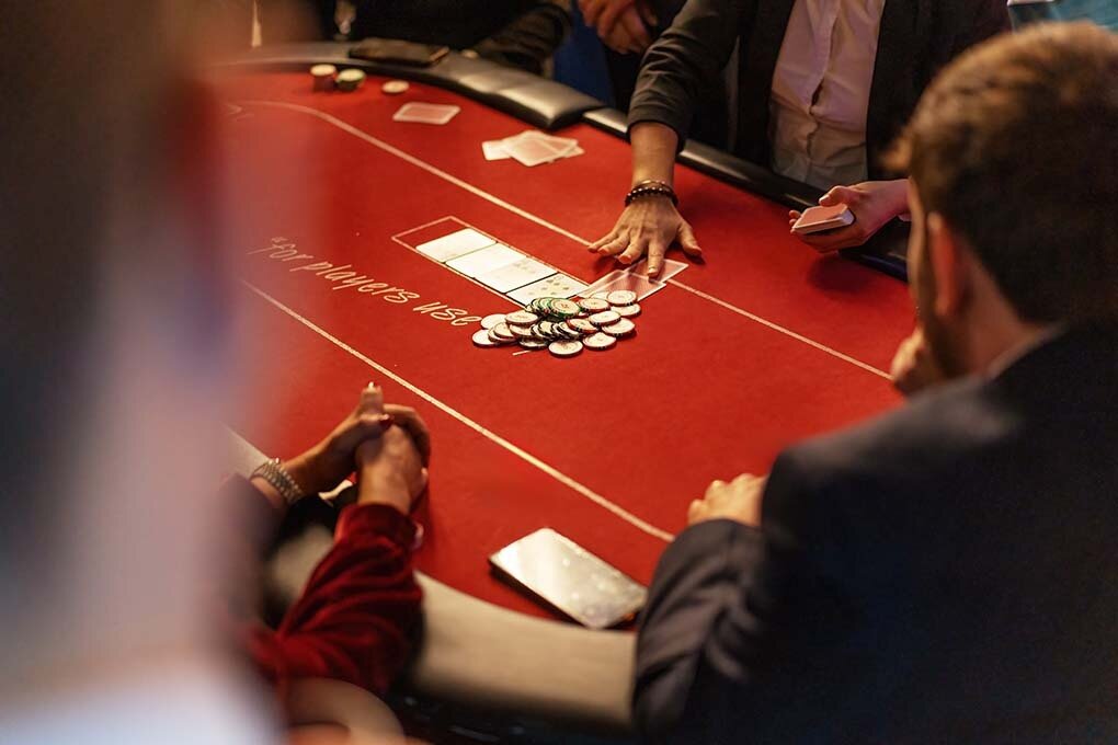 Poker Table Red Tournament