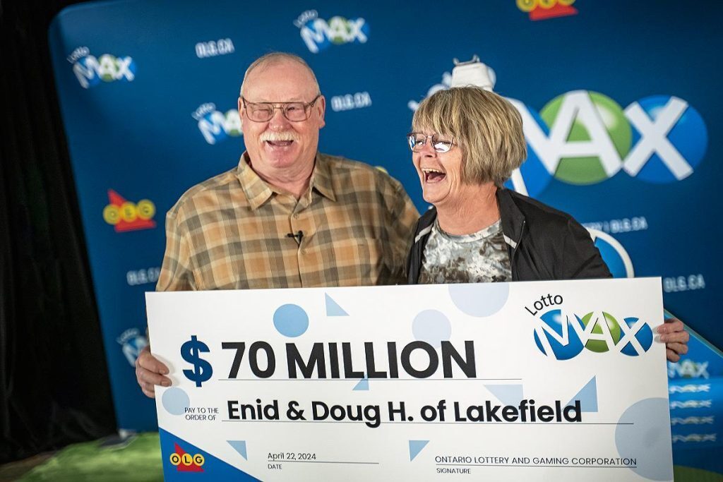 Doug and Enid Hannon - Ontario lottery winners