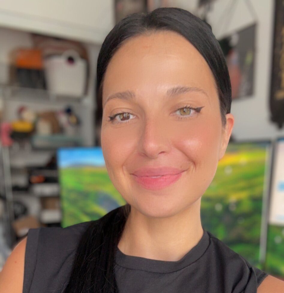 Sandra crypto expert at Maple Casino